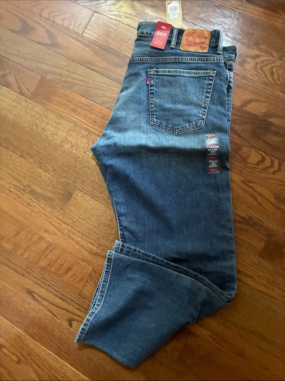 Levi's 569 Relaxed Fit Jeans in Medium Blue Denim